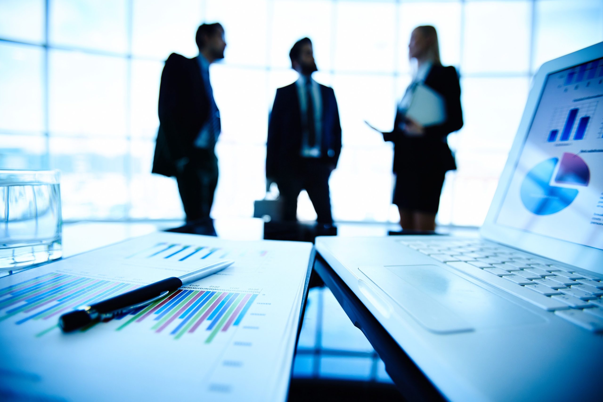 Somos uma empresa de contabilidade, sediada em São João da Madeira, e prestamos serviços de consultoria